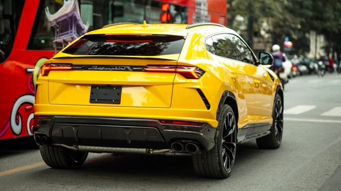 Siêu SUV Lamborghini Urus Pearl Capsule 2022 có tốc độ tối đa lên tới 305km/h. Ảnh Lamborghini