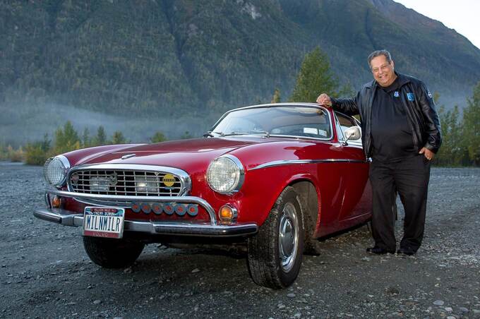 1966-Volvo-P1800-3-million-miles-with-Irv-Gordon-left-front-close-up-12