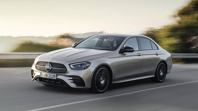 Các dòng xe khác của Mercedes-Benz như C-class, E-class, GLC vẫn đủ đáp ứng về số lượng và thời gian theo nhu cầu thị trường, tuy nhiên bị giới hạn bởi các phiên bản, màu sắc, và lựa chọn phụ kiện công nghệ. Ảnh Mercedes
