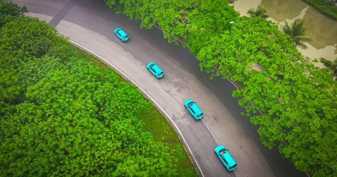 Tất cả các chủ sở hữu xe ô tô điện VinFast trên toàn quốc có thể đăng ký tự doanh trên nền tảng Xanh SM Platform để nhận được mức chia sẻ doanh thu lên tới 80%