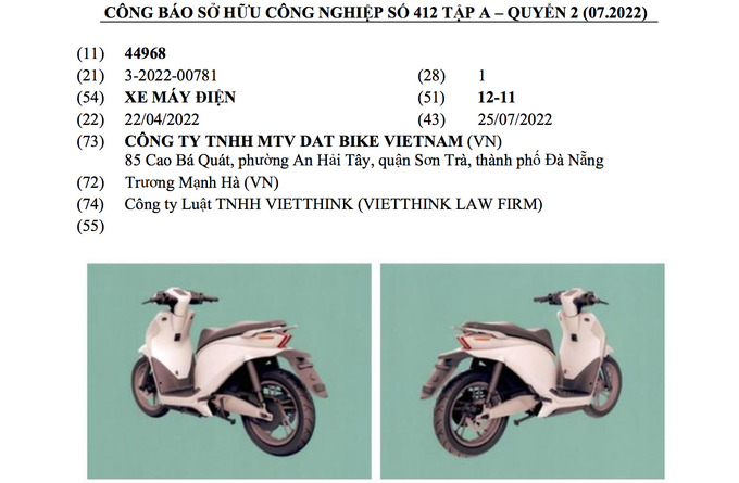 Mẫu scooter này sử dụng màn hình hiển thị điện tử, đèn hậu thiết kế nhỏ gọn