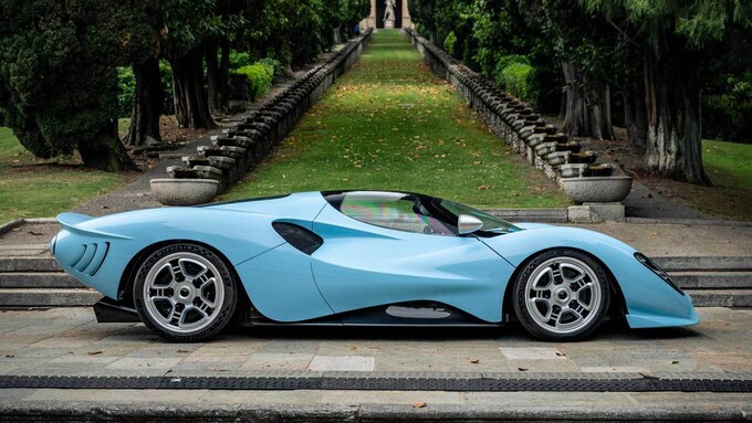de_tomaso_p72_baby_blue_prototype_at_lake_como_italy_h5_vkos