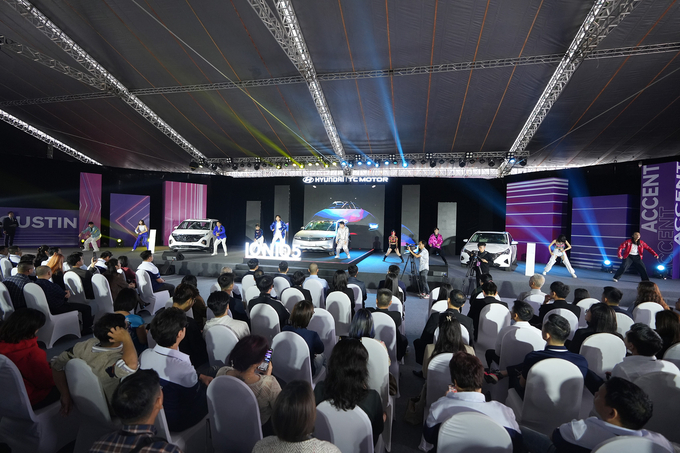 HED - Khu vuc trung bay - 2