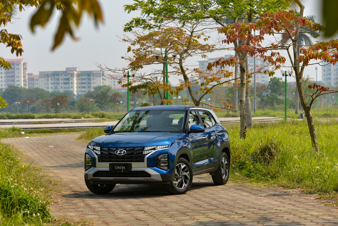 Tính đến tháng 11/2023, Hyundai Creta đã đạt tổng doanh số bán hàng 19.644 xe sau 18 tháng được giới thiệu tại Việt Nam, trung bình gần 1.100 xe mỗi tháng