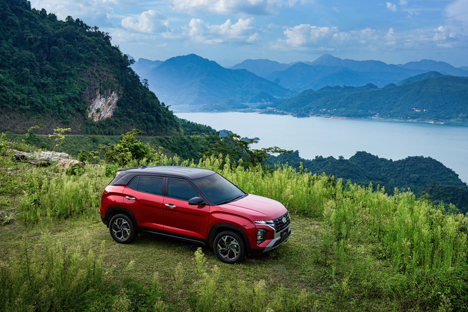 Kết thúc tháng 10/2023, Hyundai Creta đạt doanh số cộng dồn 2023 là 7.548 xe, dẫn đầu phân khúc B-SUV tại thị trường Việt Nam