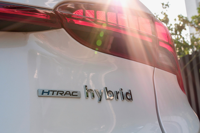 Hyundai Santa Fe Hybrid - 12