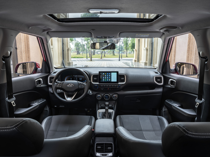 Hyundai Venue - 15