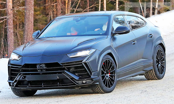 Lamborghini Urus phiên bản facelift Evo ra mắt sẽ chuyển sang sử dụng hệ truyền động hybrid sạc điện trong khi vòng đời của thế hệ Huracan hiện tại đã tiến đến hồi kết. Ảnh AutoZeitung