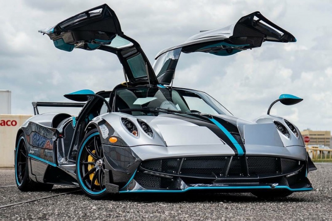 Siêu xe Pagani Huayra Coupe phiên bản giới hạn chỉ có 20 chiếc trên toàn cầu