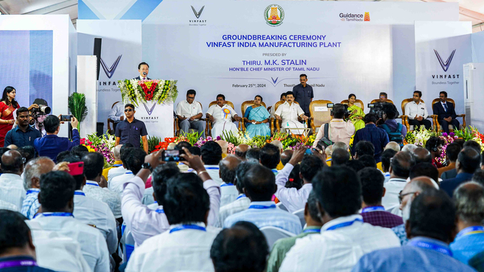 Đông đảo khách mời và truyền thông bang Tamil Nadu tới tham dự sự kiện