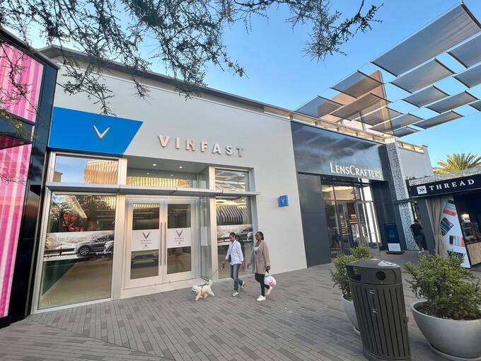 Trung tâm Thương mại Westfield UTC, một trong những trung tâm mua sắm sầm uất nhất của thành phố San Diego