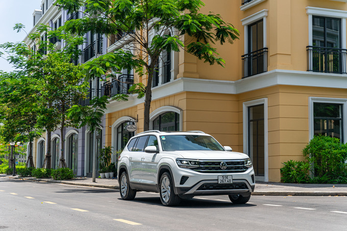Volkswagen Teramont mang trong mình thế mạnh không gian nội thất rộng rãi, cao cấp và đầy ắp tiện nghi