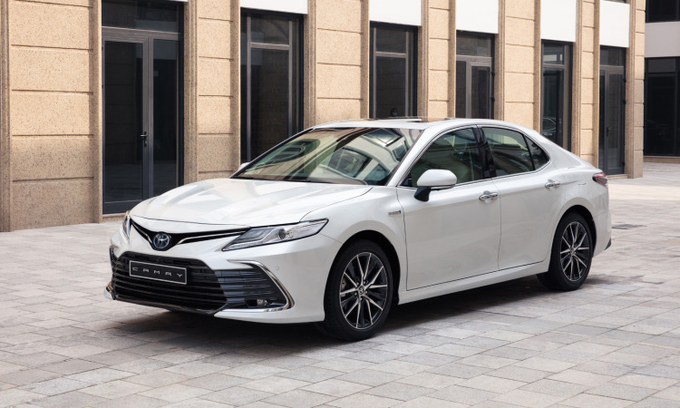 Toyota RAV4 đã lấy lại ngôi vương bán hàng tại Mỹ từ Camry vào năm 2017 khi các xe thể thao đa dụng đã trở nên phổ biến trong những năm gần đây