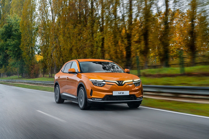 Mẫu xe FV8VinFast sẽ bàn giao xe cho Autonomy trong vòng 12 tháng kể từ thời điểm bắt đầu xuất khẩu xe tới các thị trường quốc tế