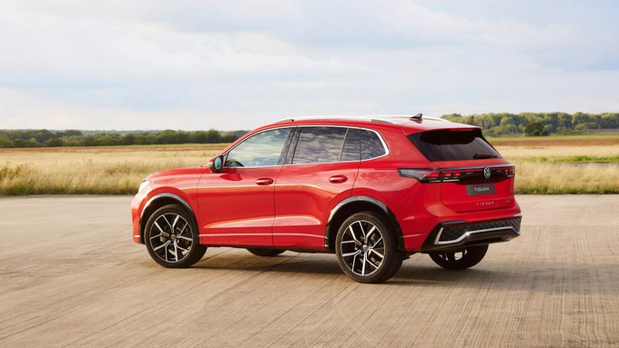 Volkswagen-Tiguan-2024-6