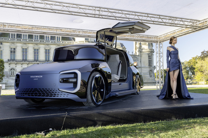 Concept xe điện VW Gen.Travel cho phép hành khách ngủ theo chiều ngang, có thể trở thành giải pháp thay thế các chuyến bay đường ngắn trong tương lai - Ảnh: VW
