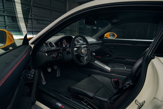 xedoisong_porsche_718_cayman_gt4_4_cood